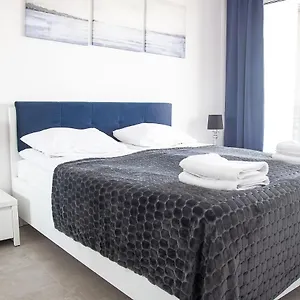 https://al-dom-apartamenty-kasprowicza-407.kolobrzeghotels.com